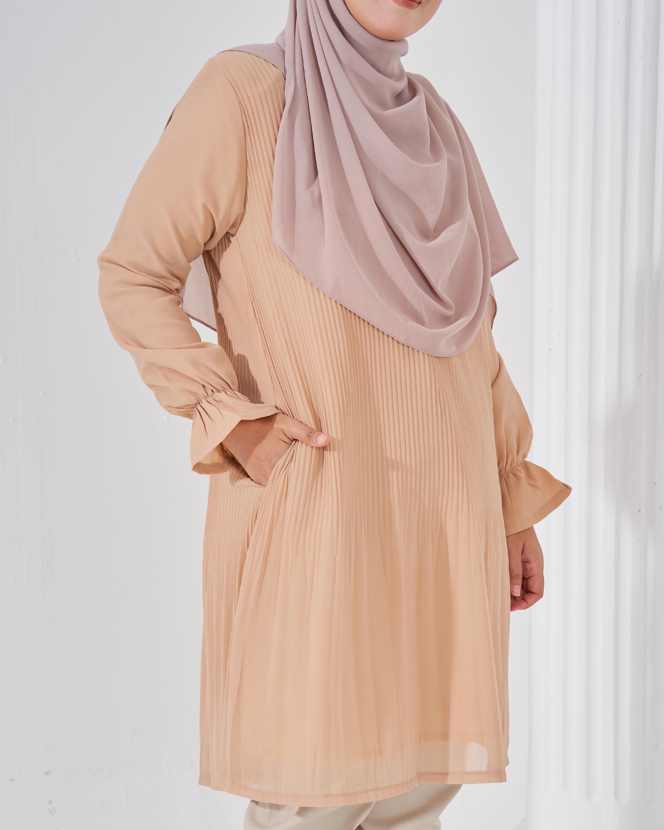 Blouse Pleated Heqira - Wheat Nude