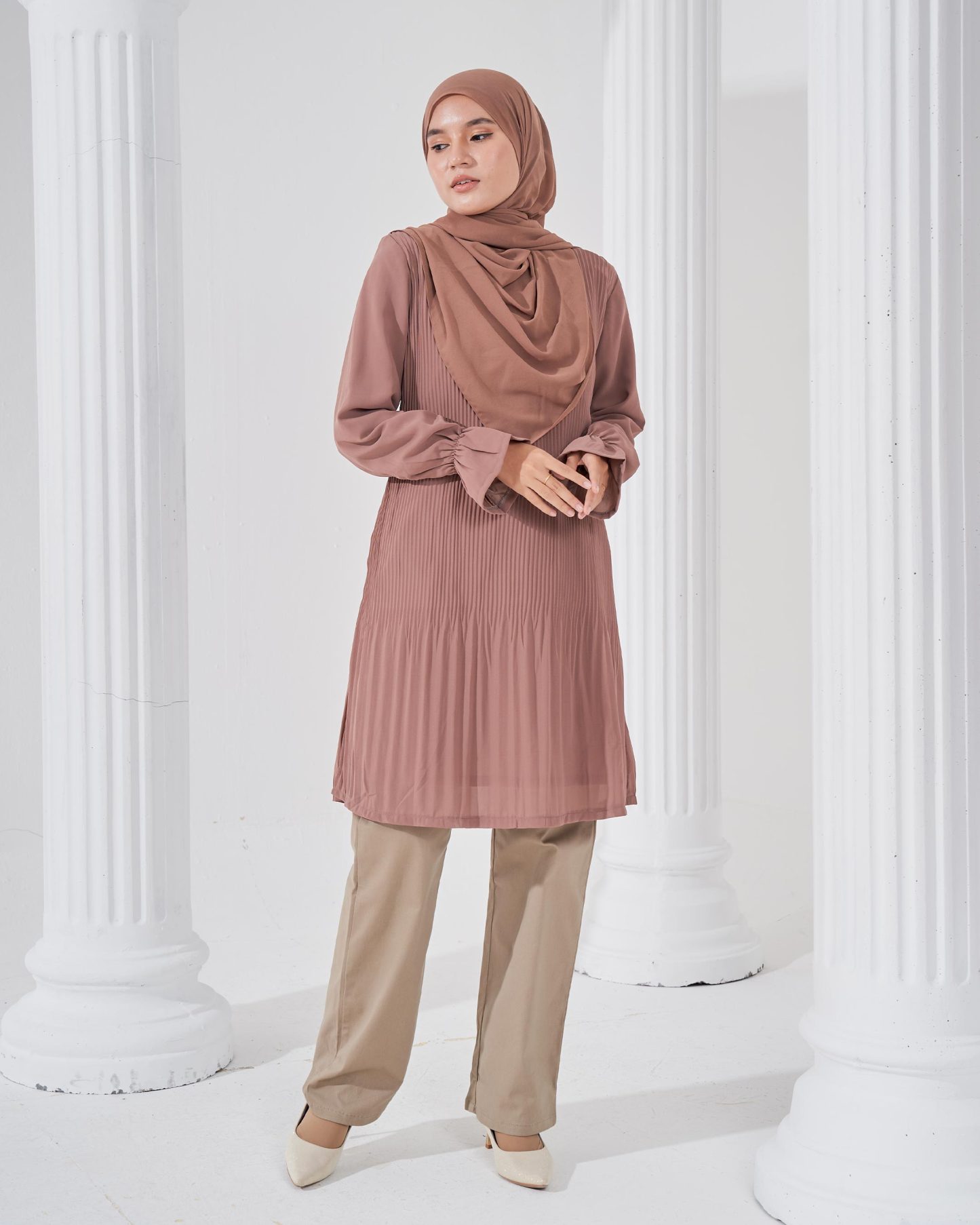 Blouse Pleated Heqira - Hazelnut Brown