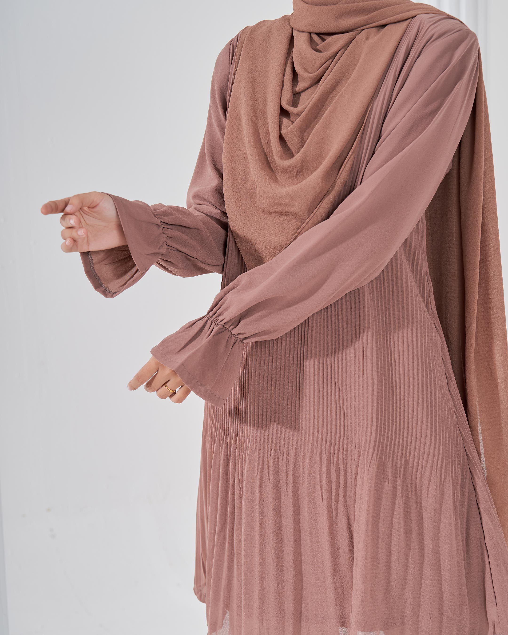 Blouse Pleated Heqira - Hazelnut Brown