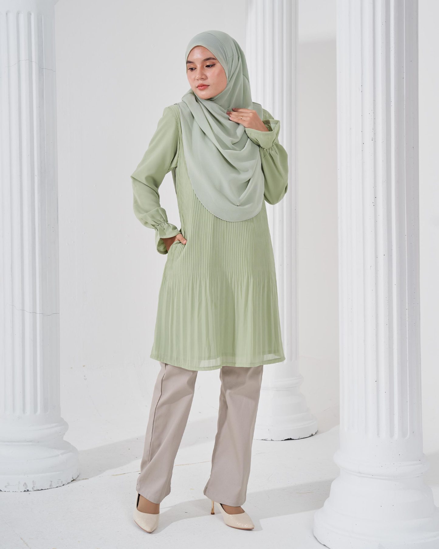 Blouse Pleated Heqira - Pistachio Green