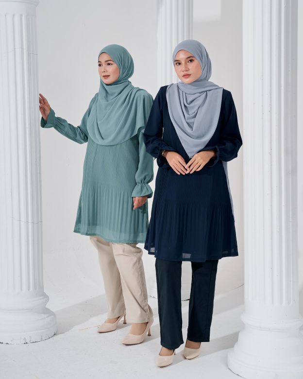 Blouse Pleated Heqira - Navy Blue