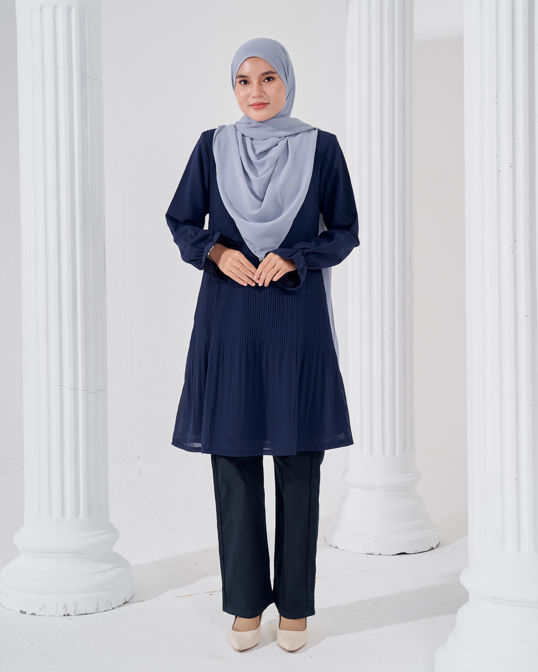 Blouse Pleated Heqira - Navy Blue