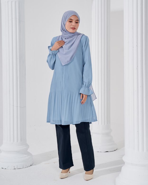 Blouse Pleated Heqira - Sky Blue