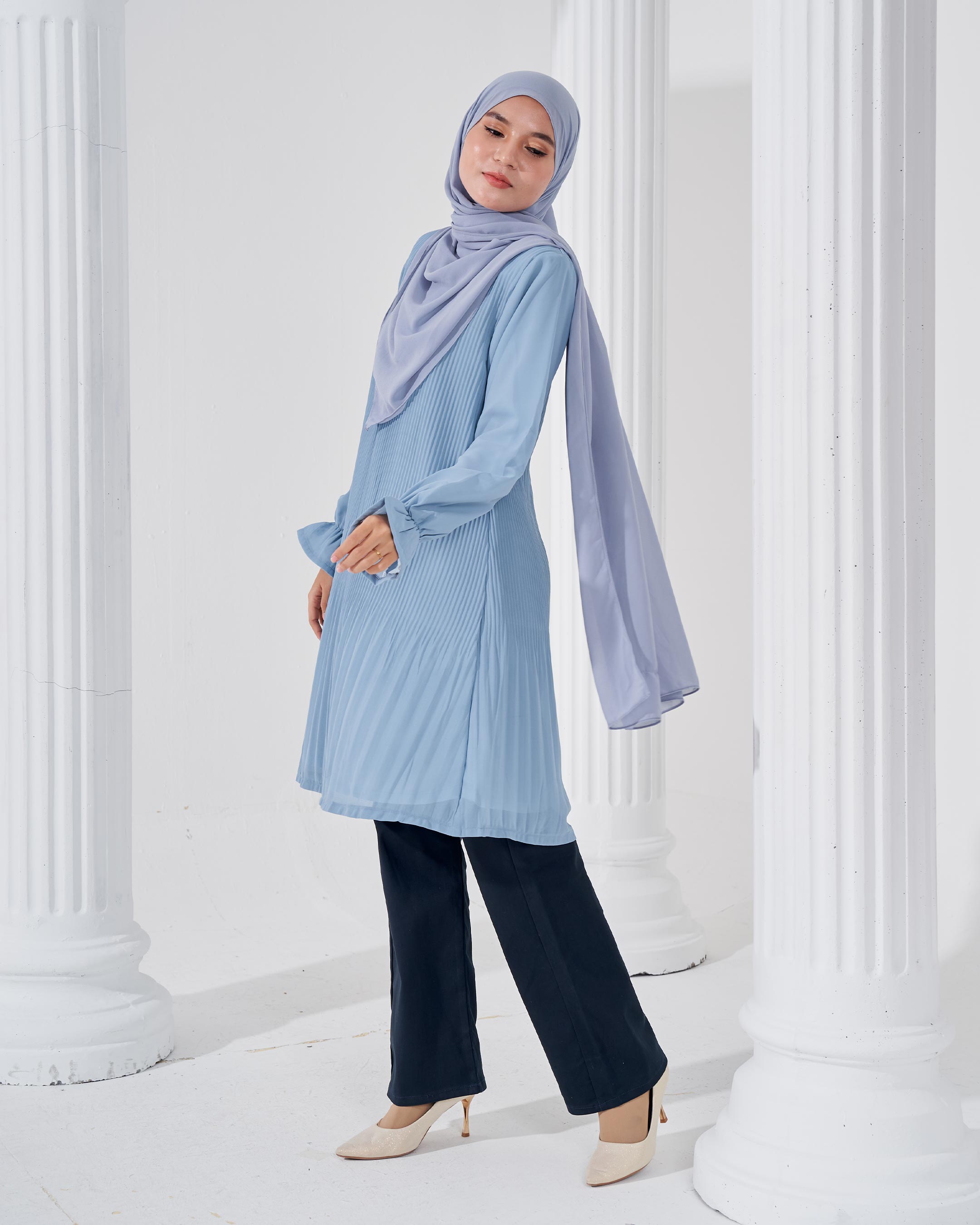 Blouse Pleated Heqira - Sky Blue