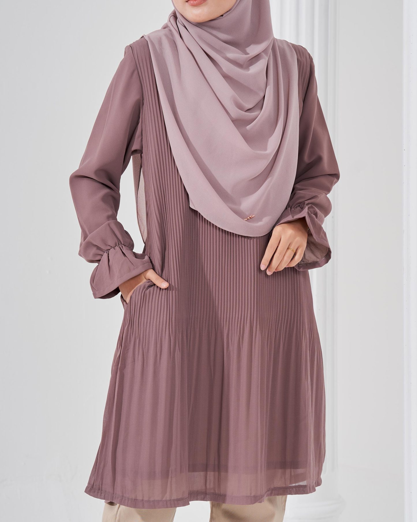 Blouse Pleated Heqira - Cocoa Brown