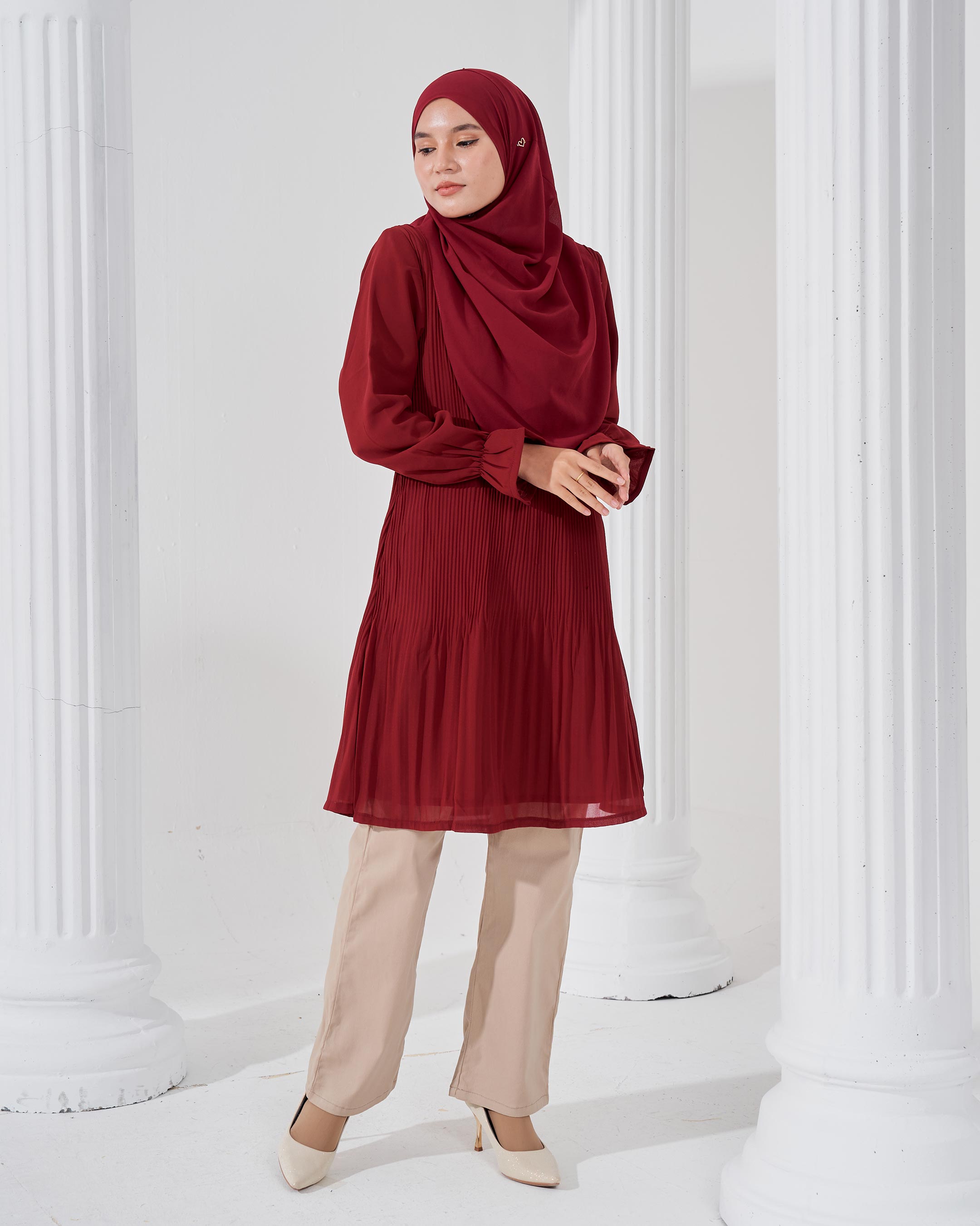 Blouse Pleated Heqira - Maroon Velvet