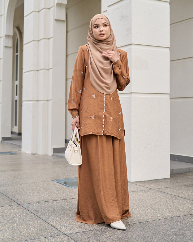 Suit Coquette Sulam Ribbon Claire – Pecan Brown