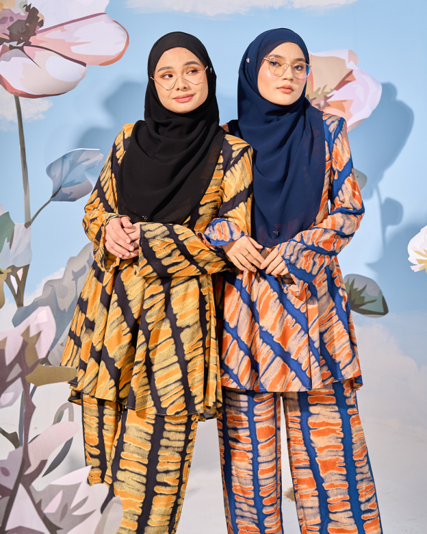 Suit Daisy Laluna X MCC - Navy Blue