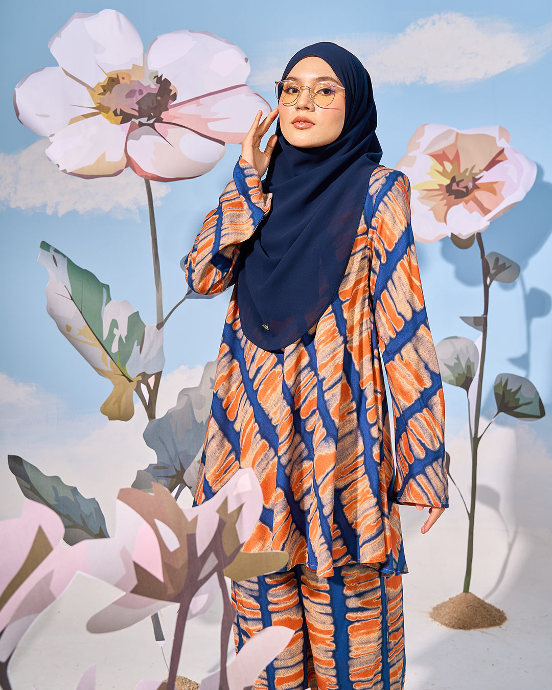 Suit Daisy Laluna X MCC - Navy Blue