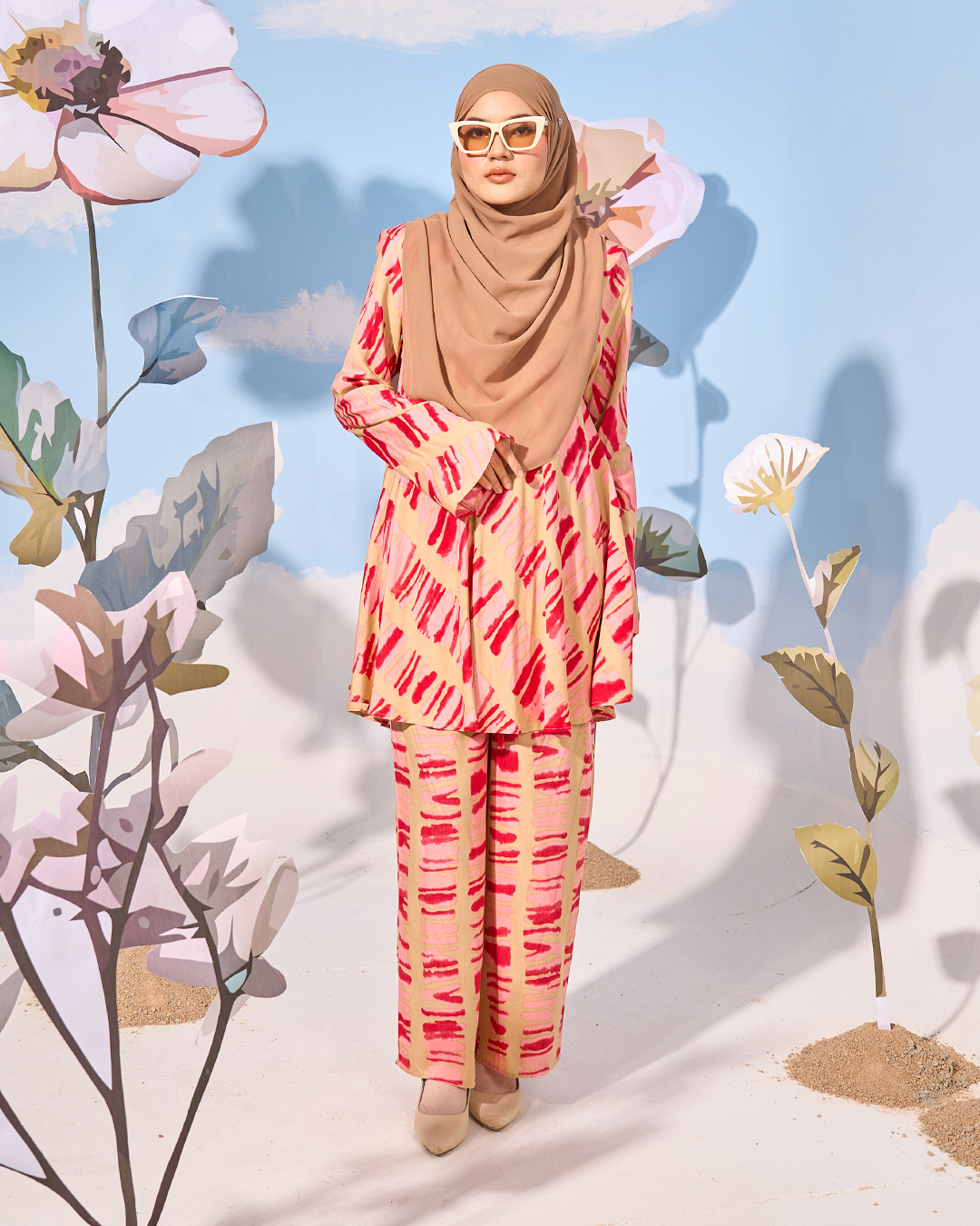 Suit Daisy Laluna X MCC - Peanut Rose