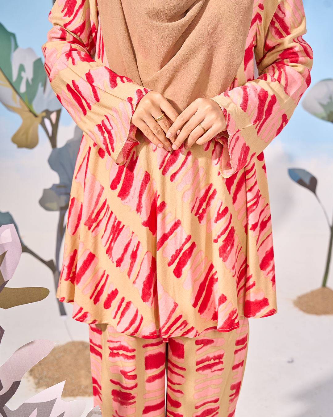 Suit Daisy Laluna X MCC - Peanut Rose