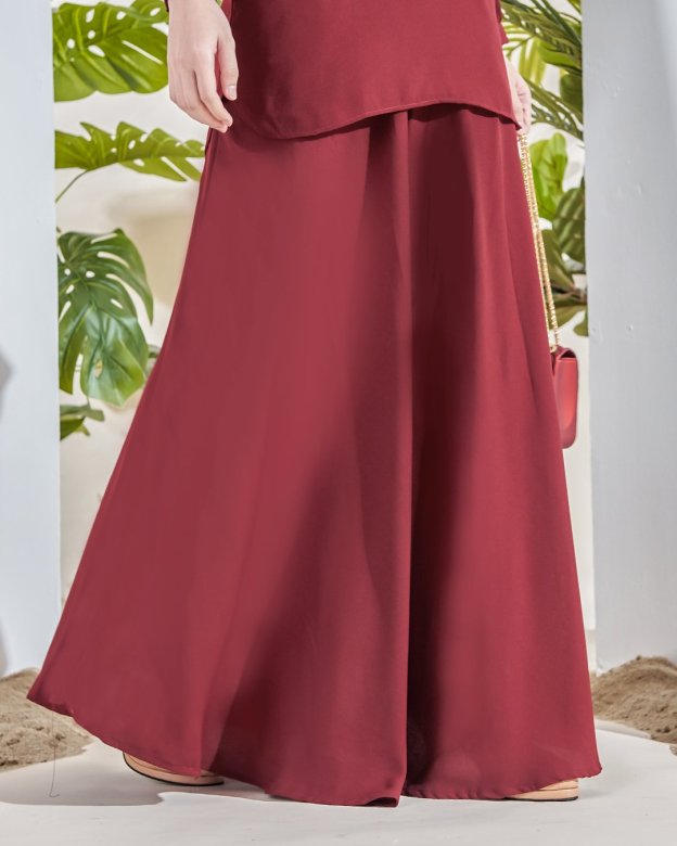 Suit Dilia - Maroon