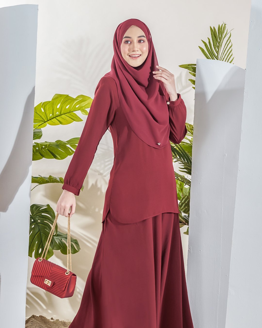 Suit Dilia - Maroon