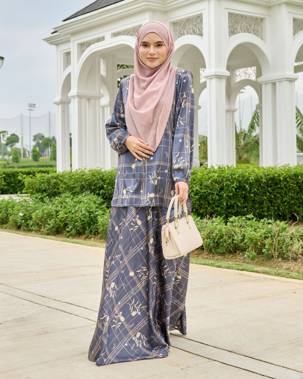 Suit Hawa
