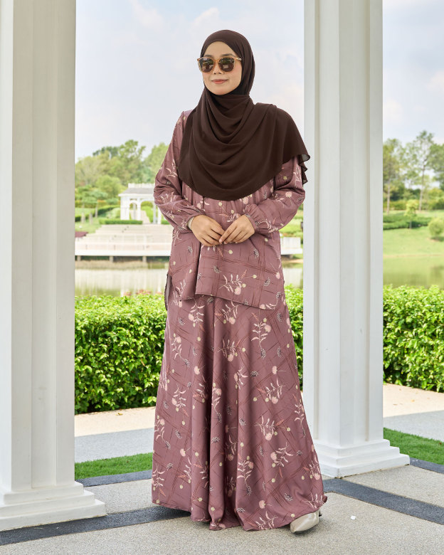 Suit Hawa