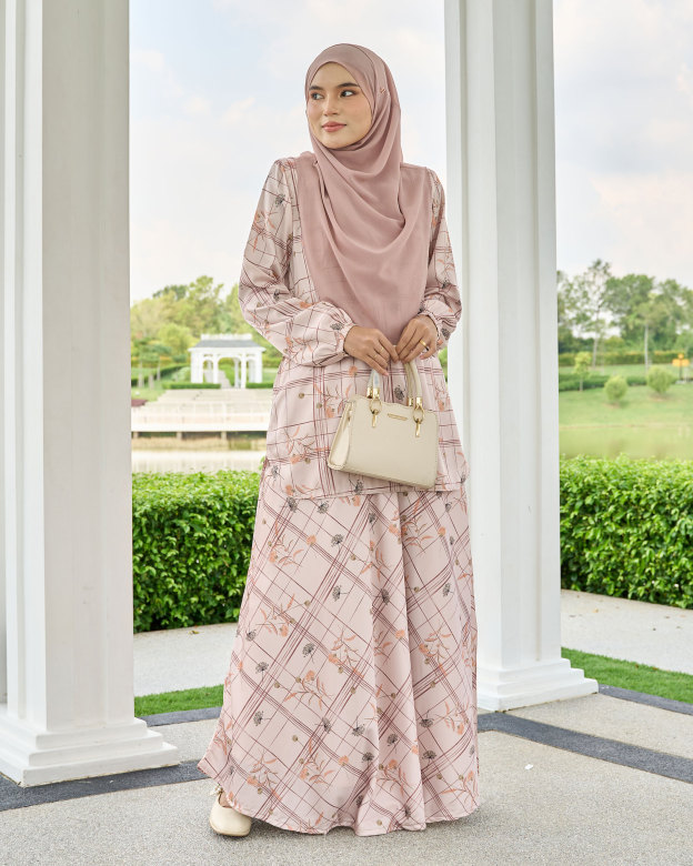 Suit Hawa