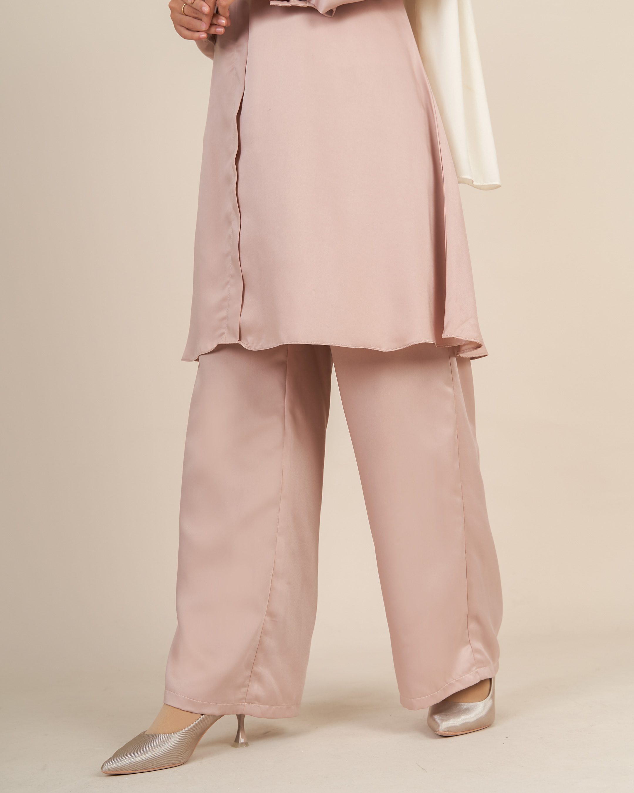 Suit Larna Laluna X MCC - Champagne Nude