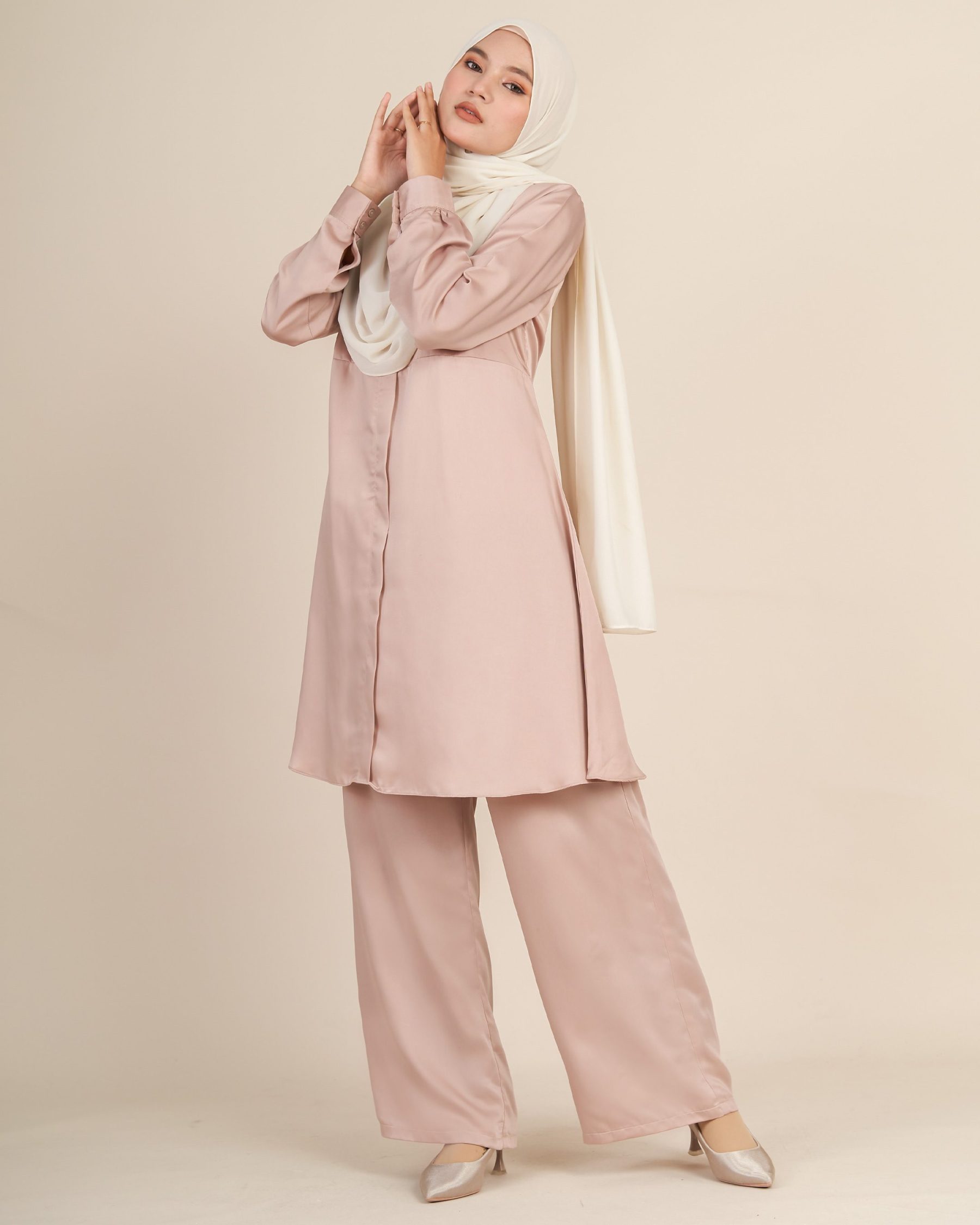 Suit Larna Laluna X MCC - Champagne Nude