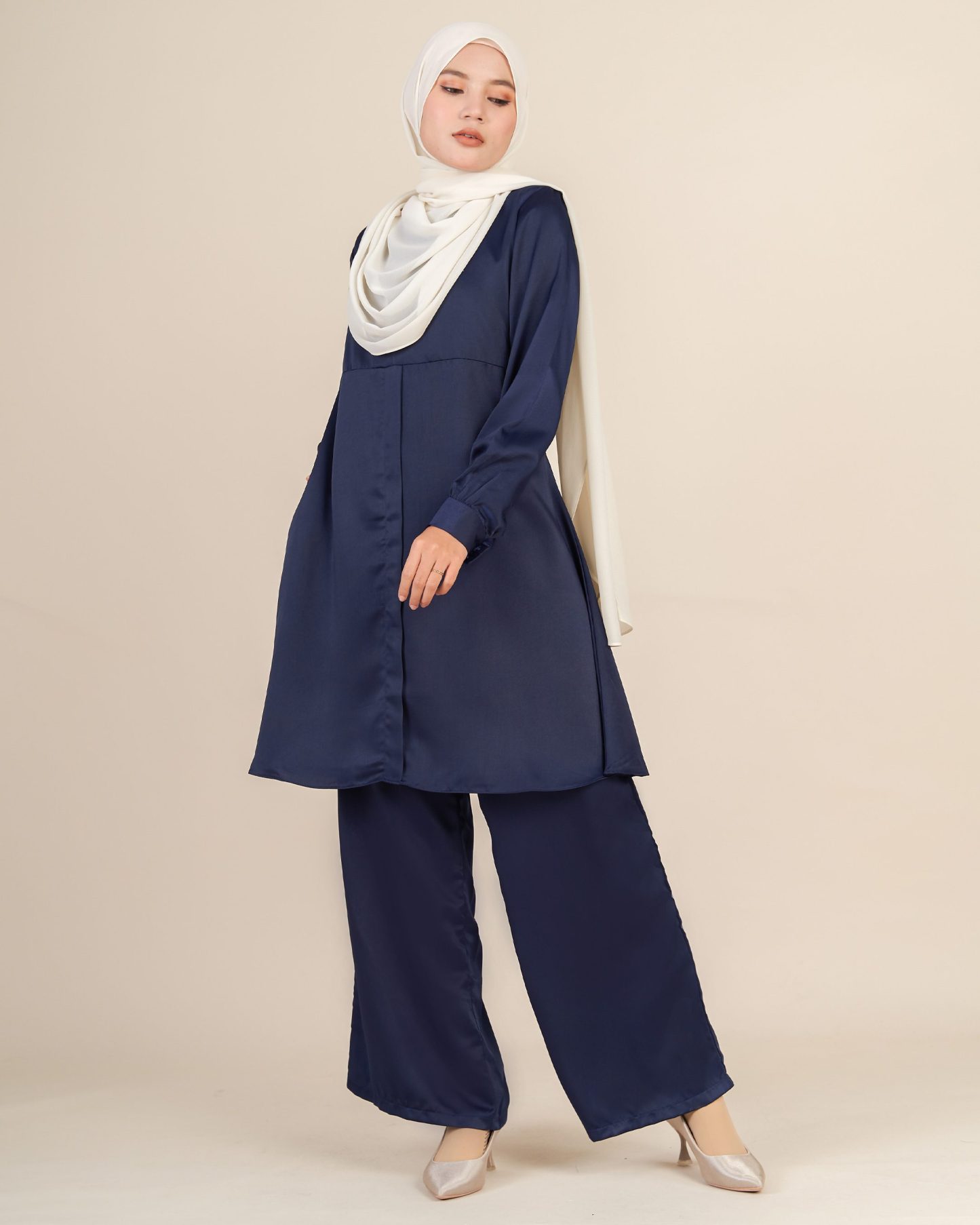 Suit Larna Laluna X MCC - Navy Blue