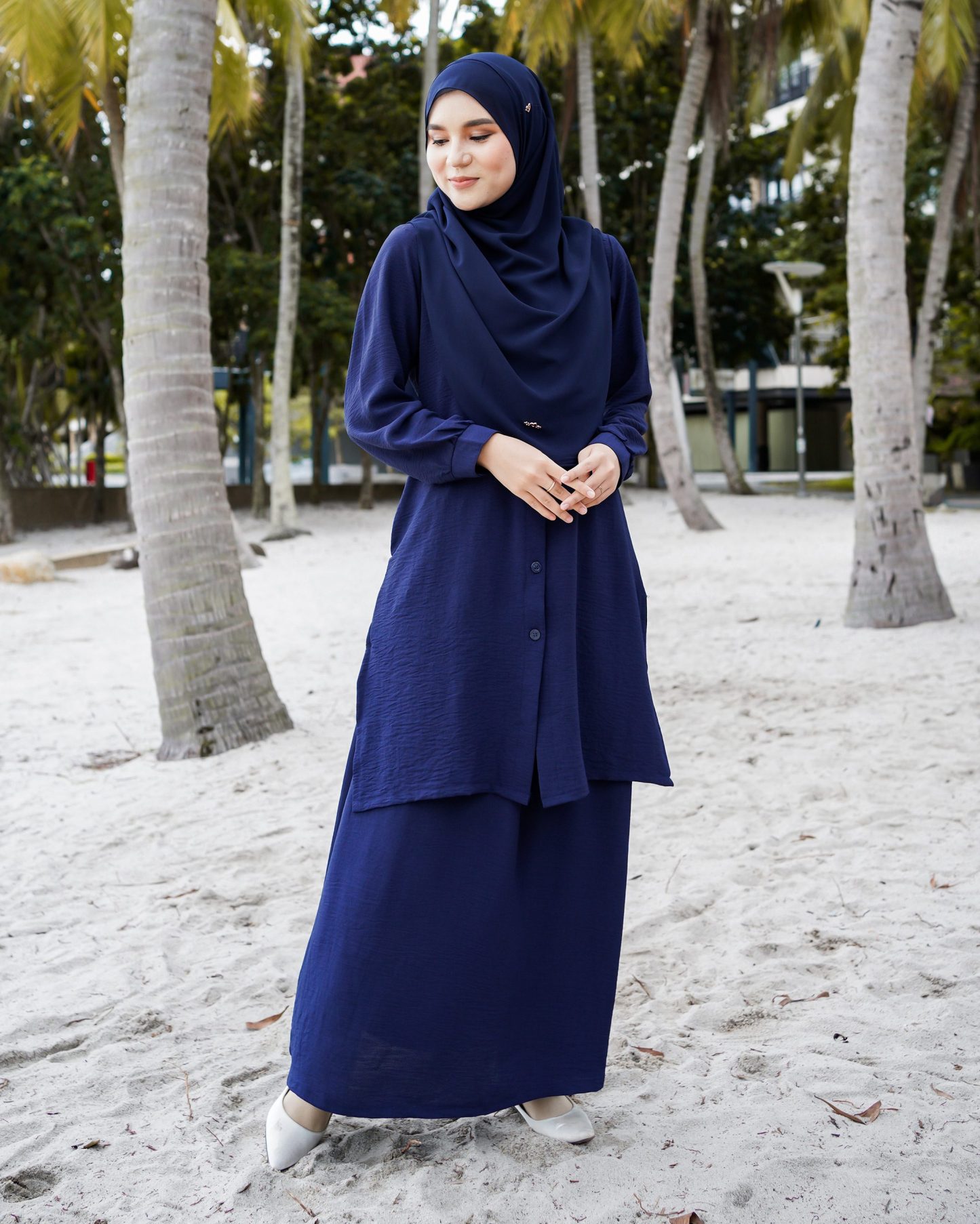 Suit Lora Laluna X MCC - Navy Blue