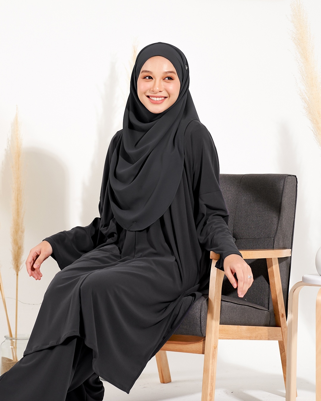 Suit Lenora - Charcoal Grey