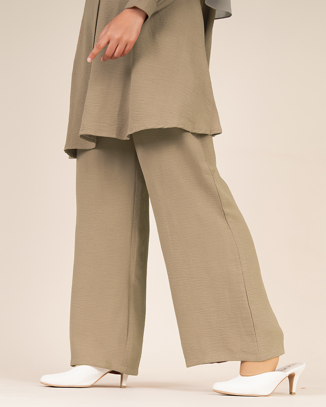 Suit Lexia Laluna X MCC - Khaki Brown