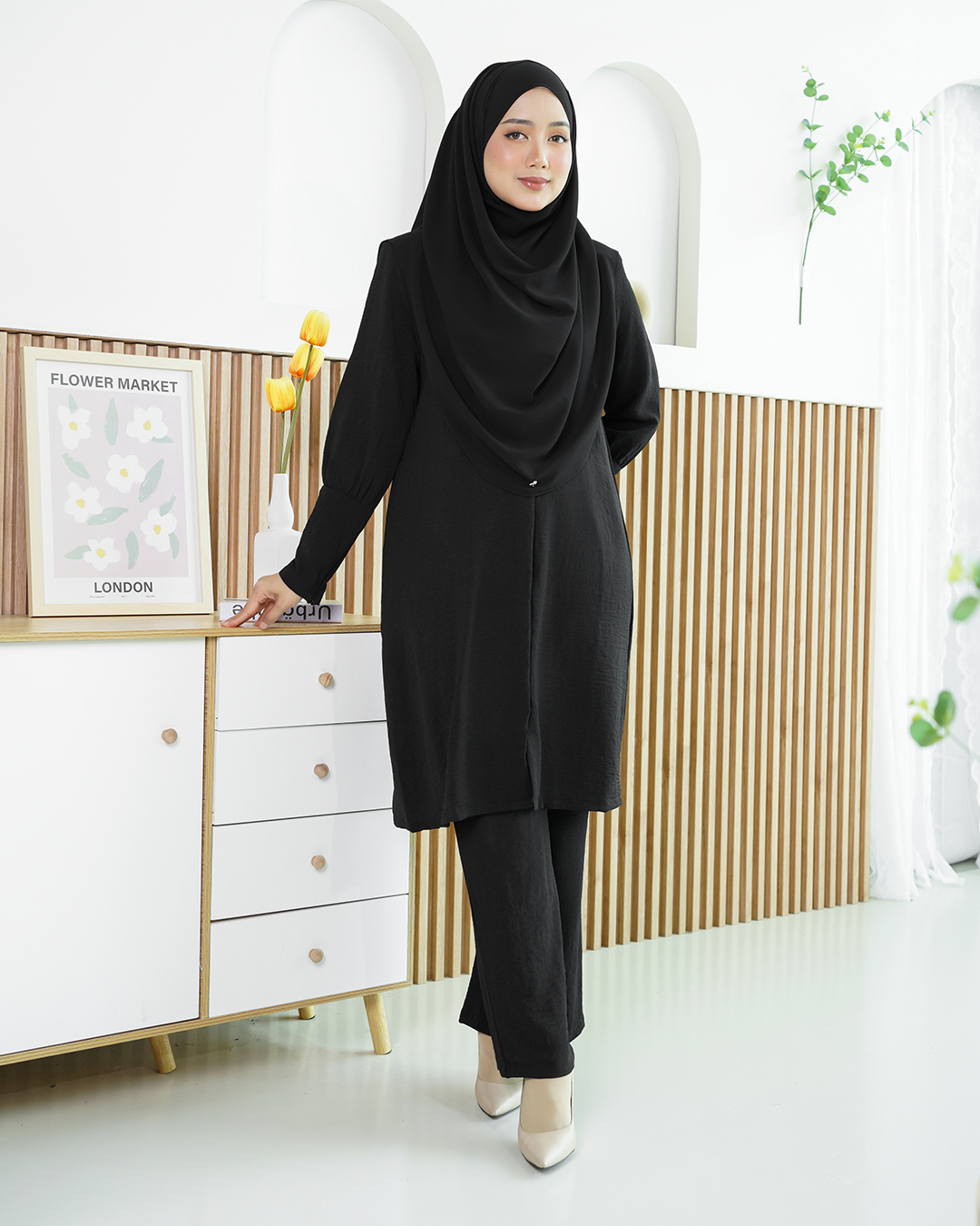 Suit Leyla Laluna X MCC - Matte Black