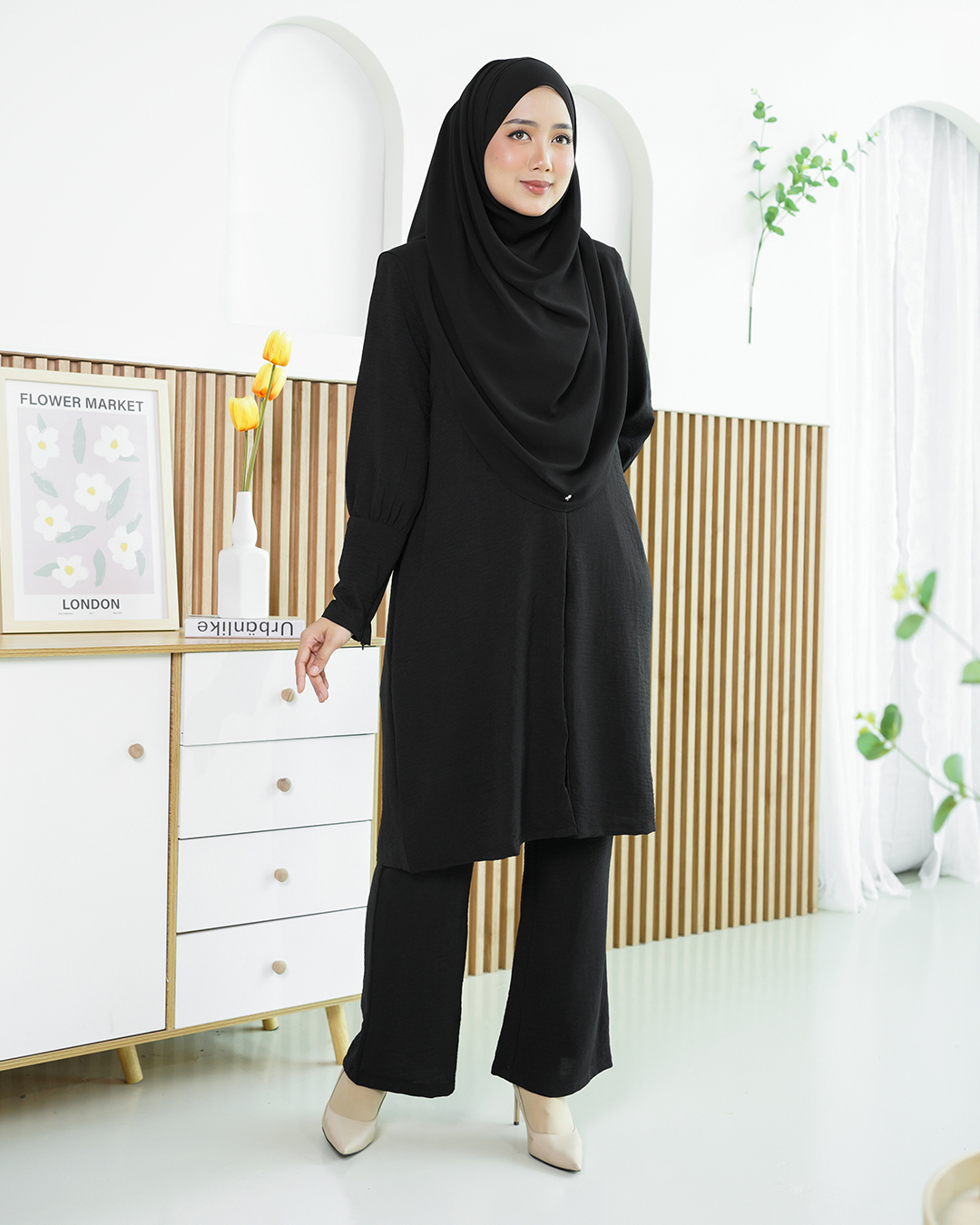 Suit Leyla Laluna X MCC - Matte Black