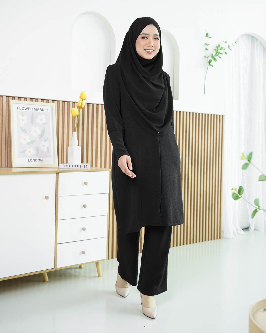 Suit Leyla Laluna X MCC - Matte Black