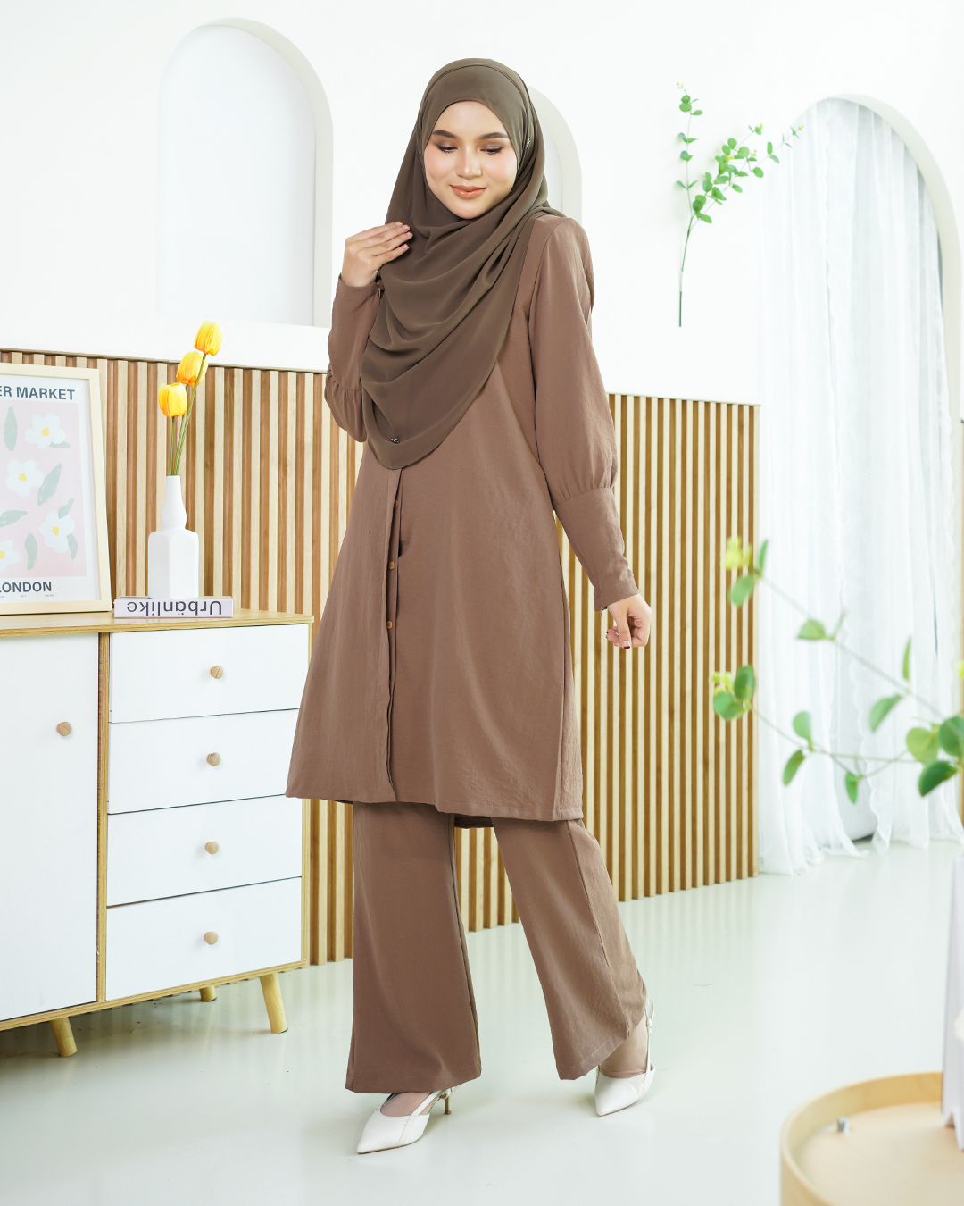 Suit Leyla Laluna X MCC - Peanut Brown