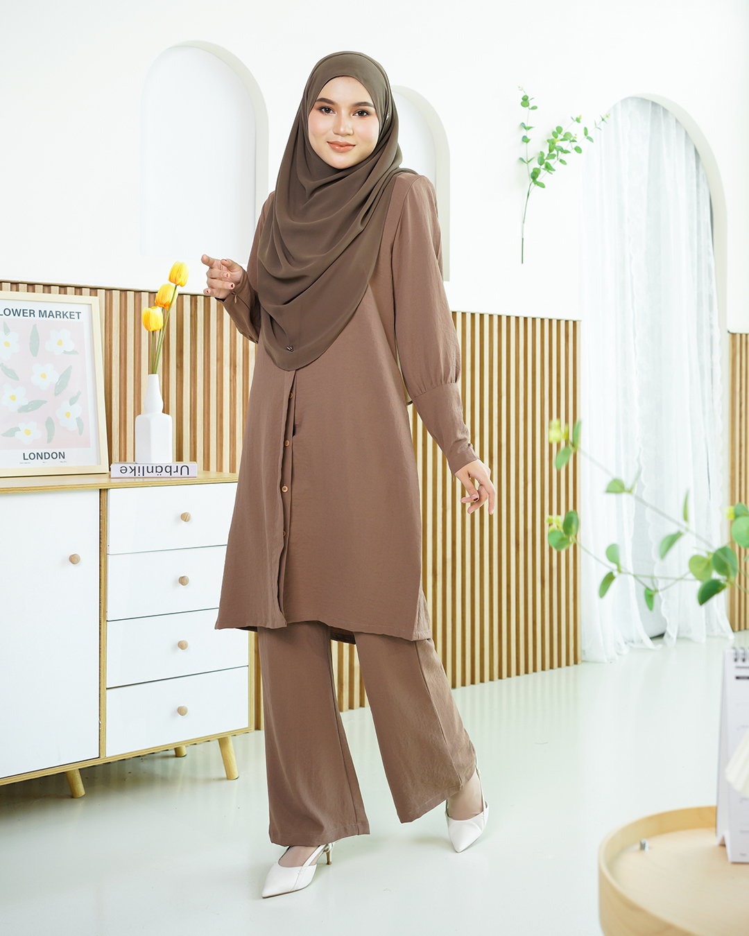 Suit Leyla Laluna X MCC - Peanut Brown