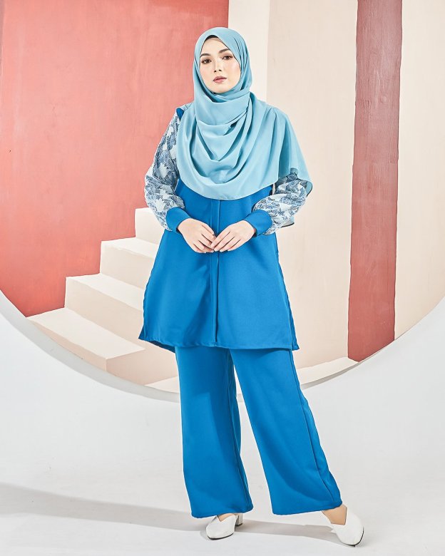 Suit Liliana Laluna X MCC - Bermuda Blue