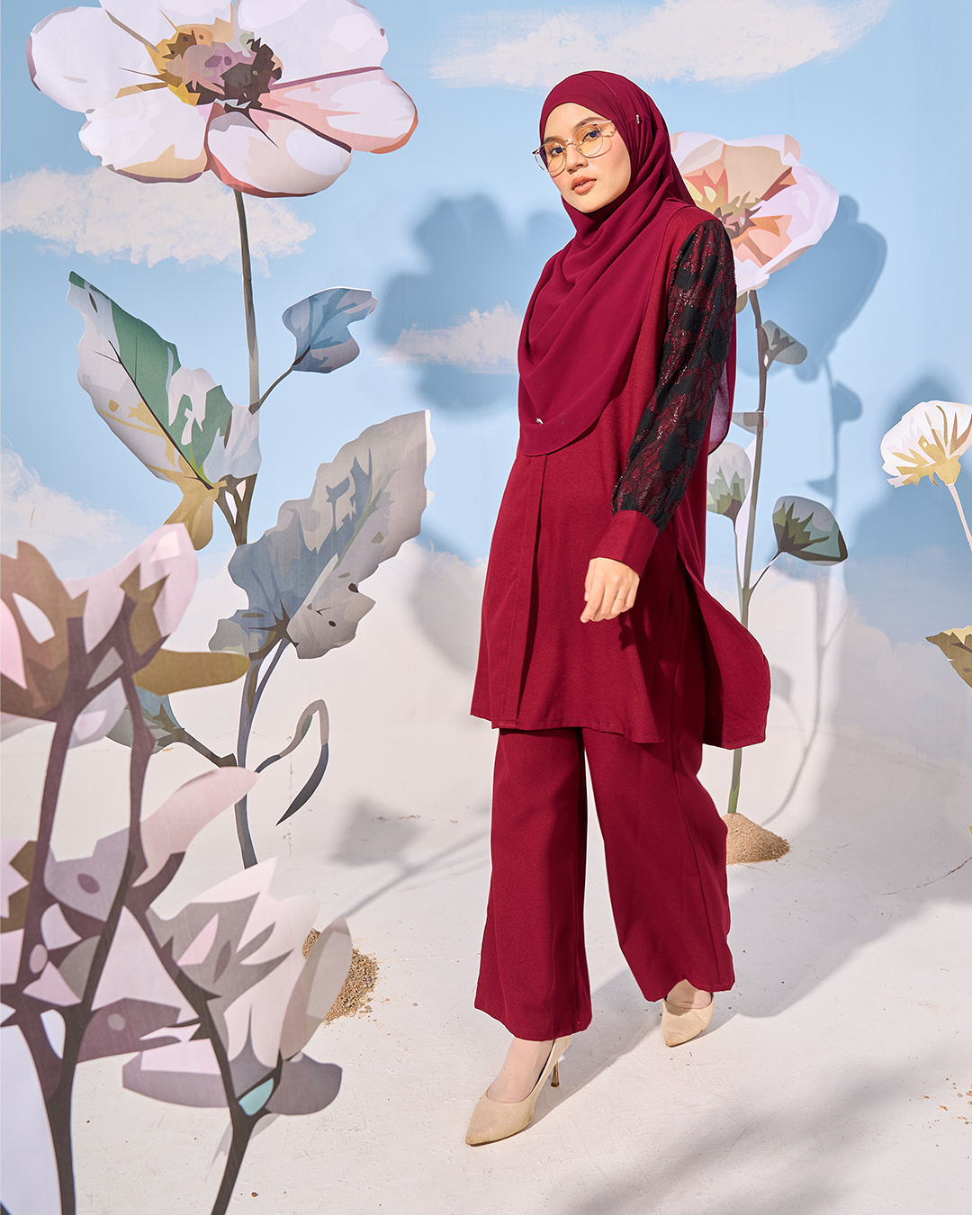 Suit Liliana Laluna X MCC - Currant Red