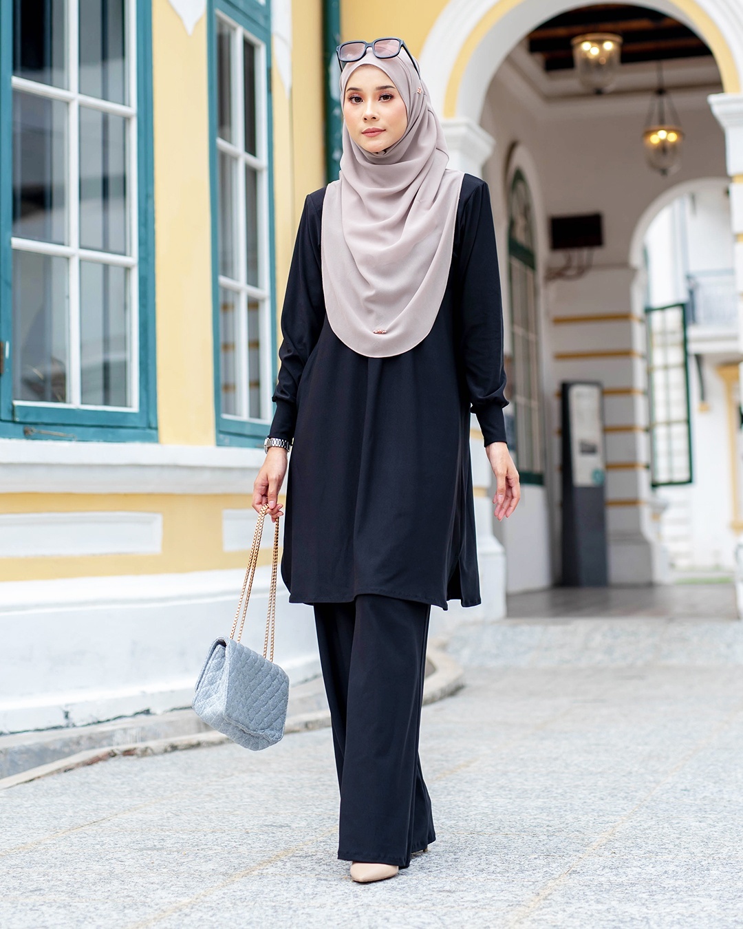 Suit Lofa 3.0 - Matte Black