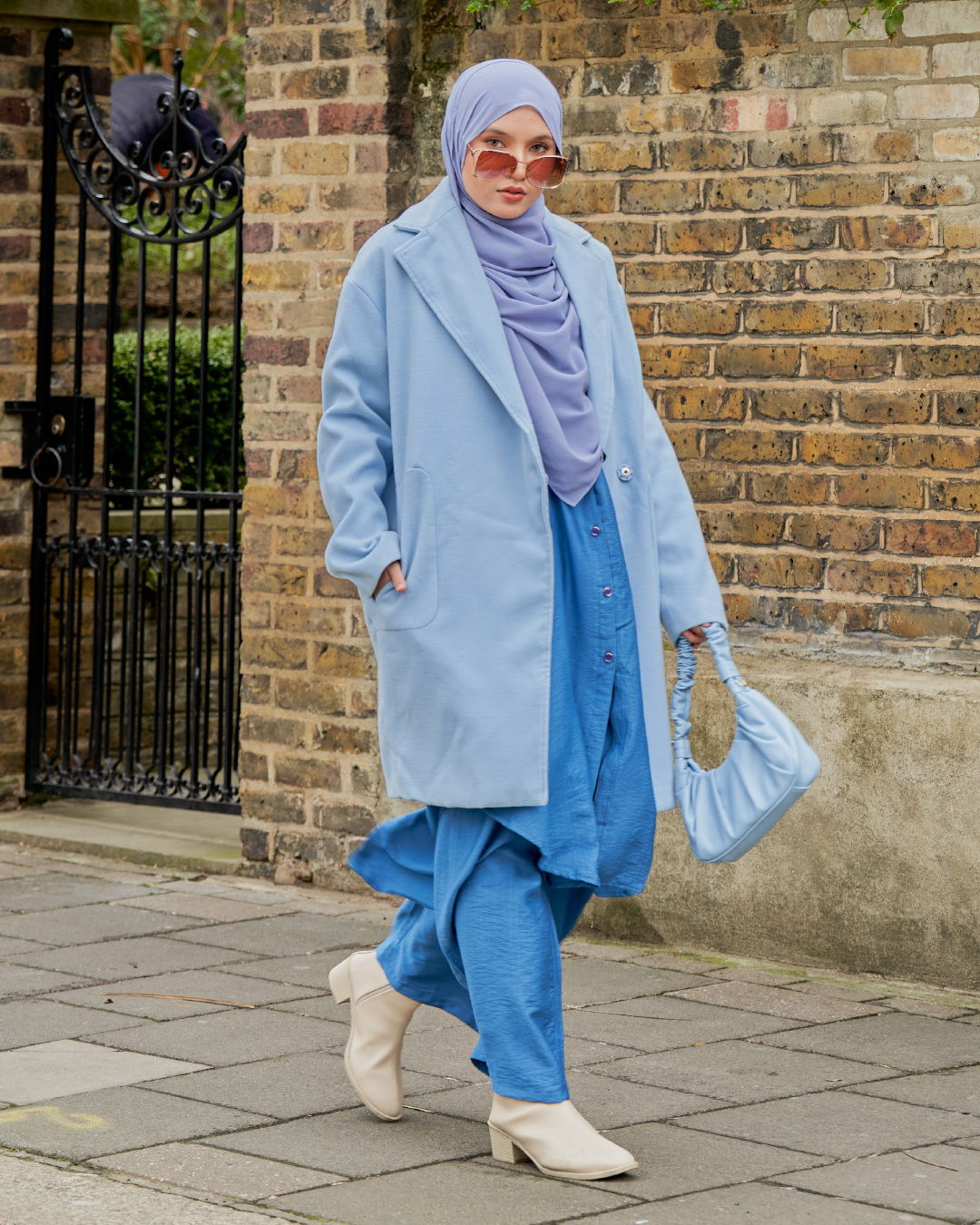 Suit Soho - Curulean Blue