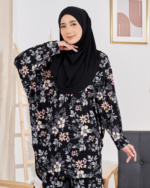 Suit Lacie - Camelia Black