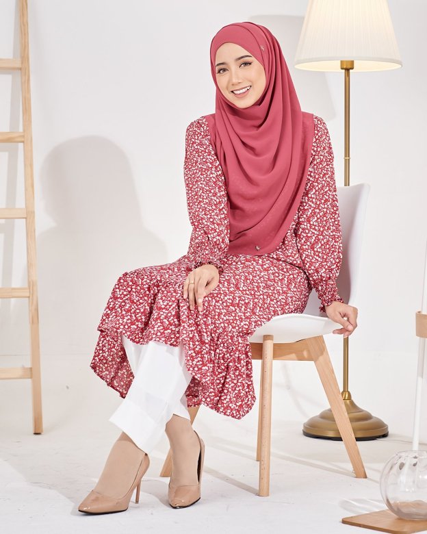 Medi Dress Lashira Laluna X MCC - Cherry Pink