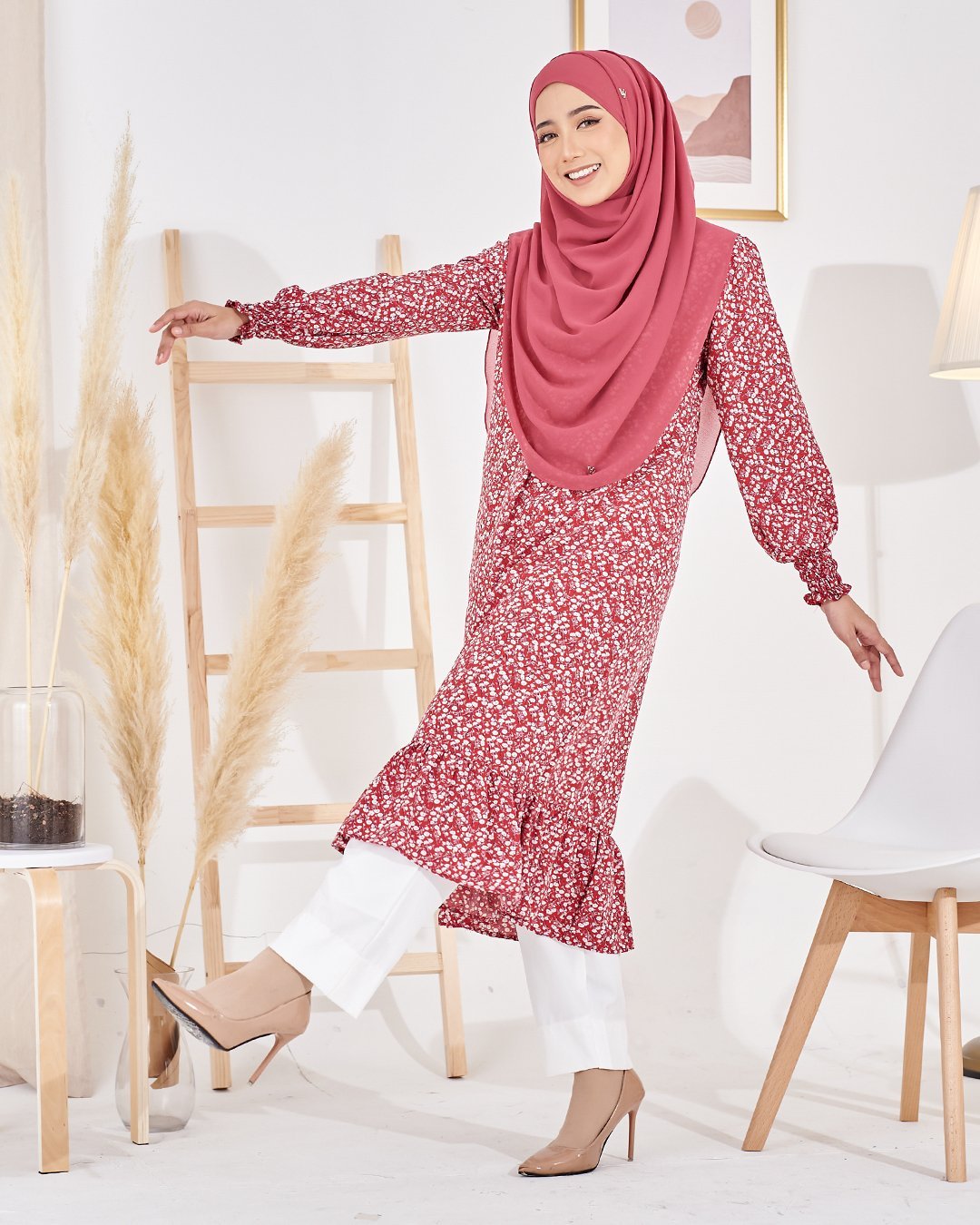 Medi Dress Lashira Laluna X MCC - Cherry Pink