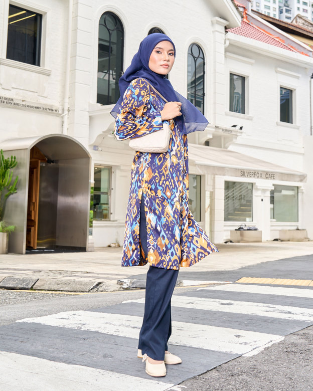 MCC Lifestyle Tunic Satin Arwen 