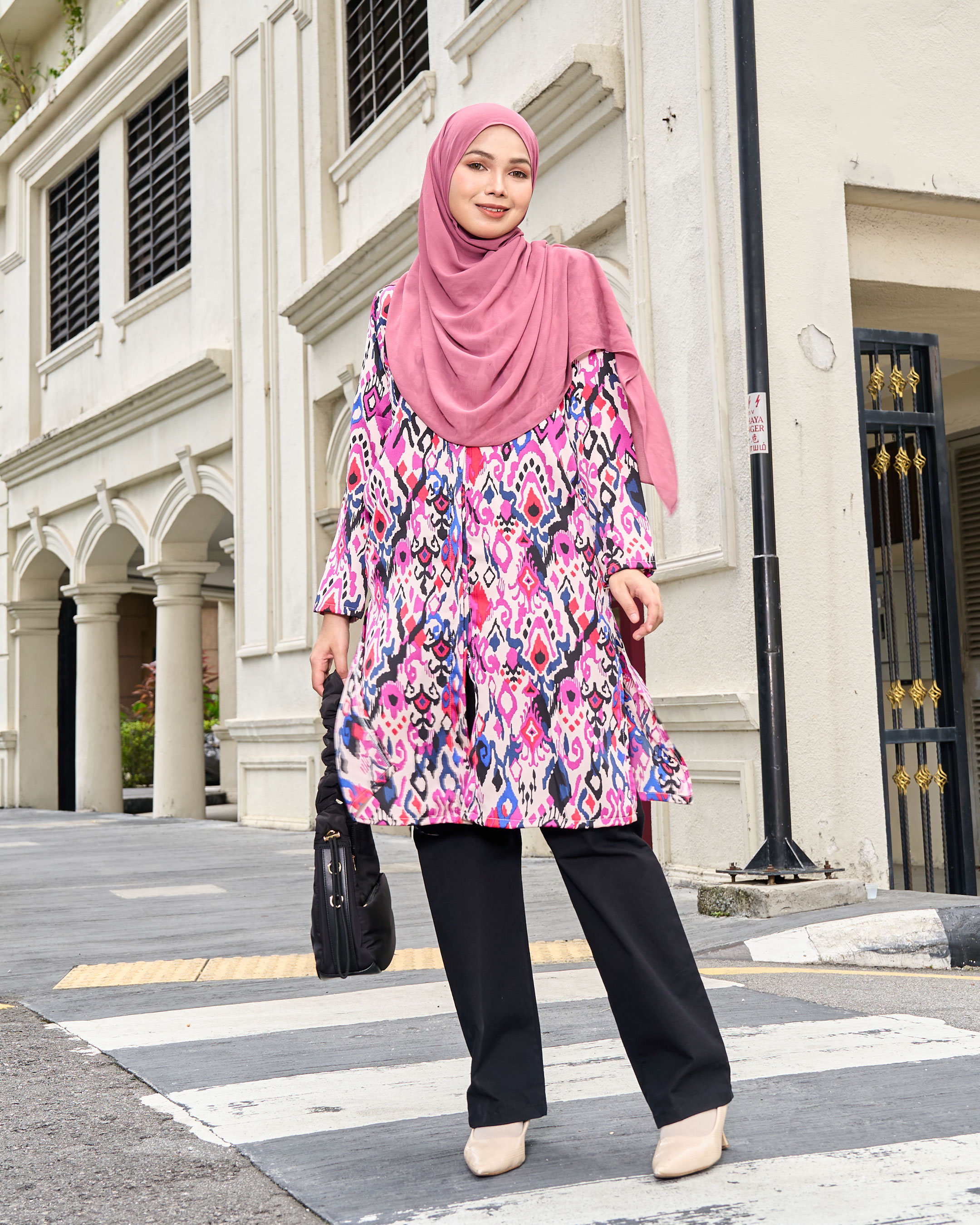 MCC Lifestyle Tunic Satin Arwen 
