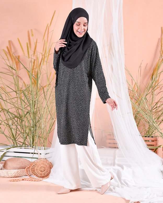 Tunic Kozi Narumi - Charcoal Black