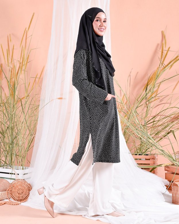 Tunic Kozi Narumi - Charcoal Black