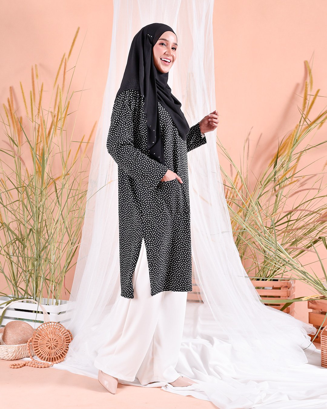 Tunic Kozi Narumi - Charcoal Black
