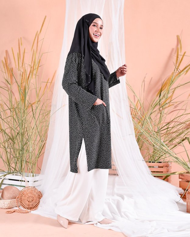 Tunic Kozi Narumi - Charcoal Black