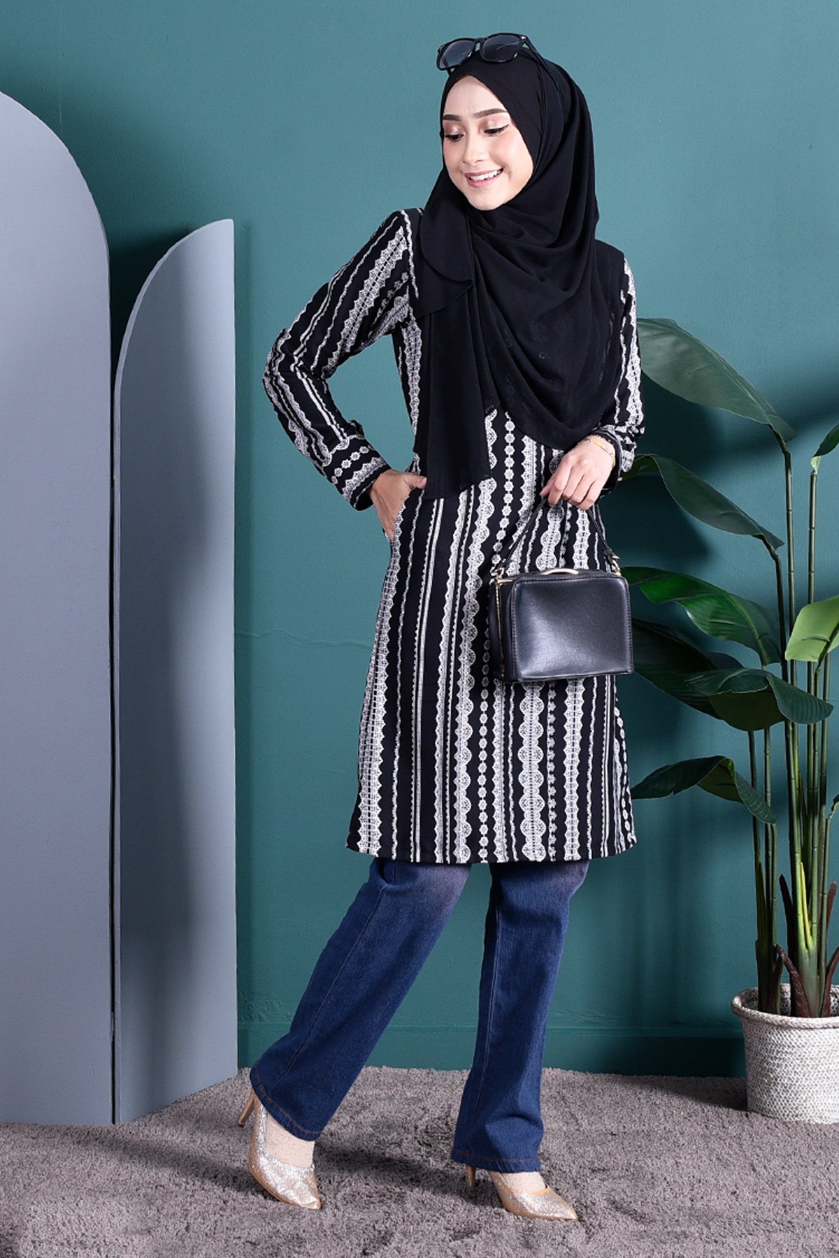 Tunic Mono Alia - Lace Black