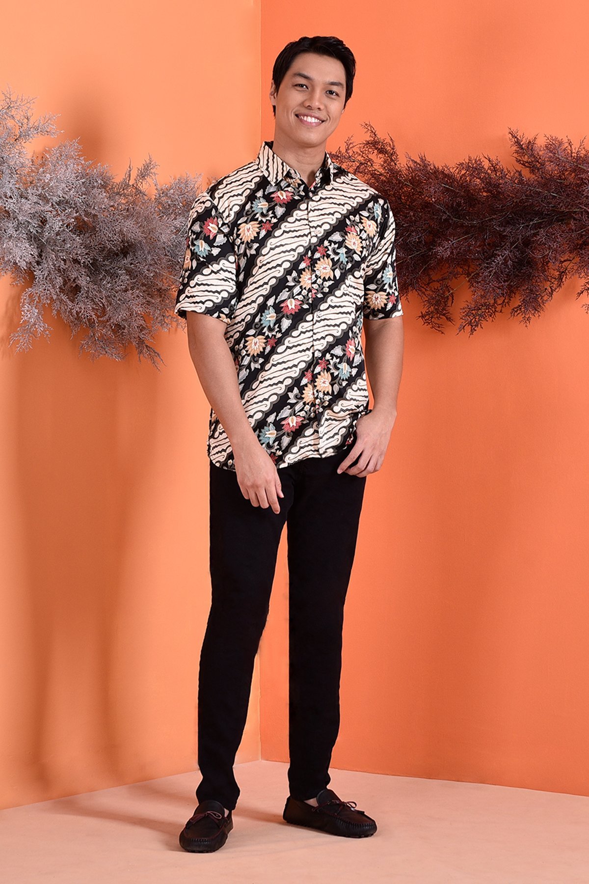 Baju Kemeja Batik Aramis - Black