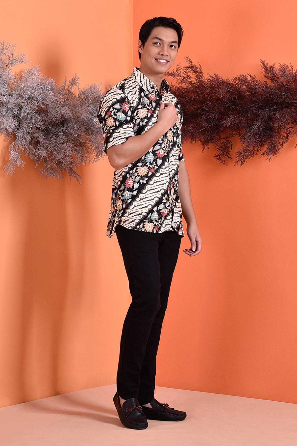 Baju Kemeja Batik Aramis - Black