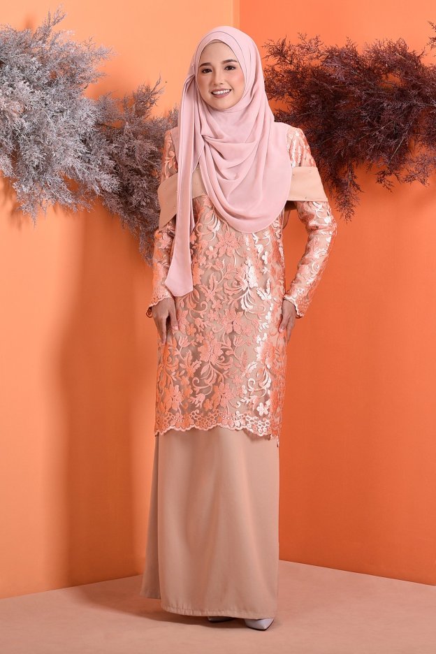 Abaya Lace Lorna - Peach Tea