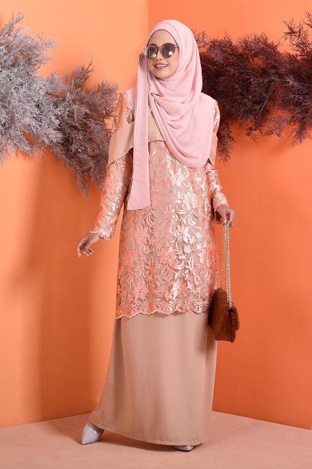 Abaya Lace Lorna - Peach Tea