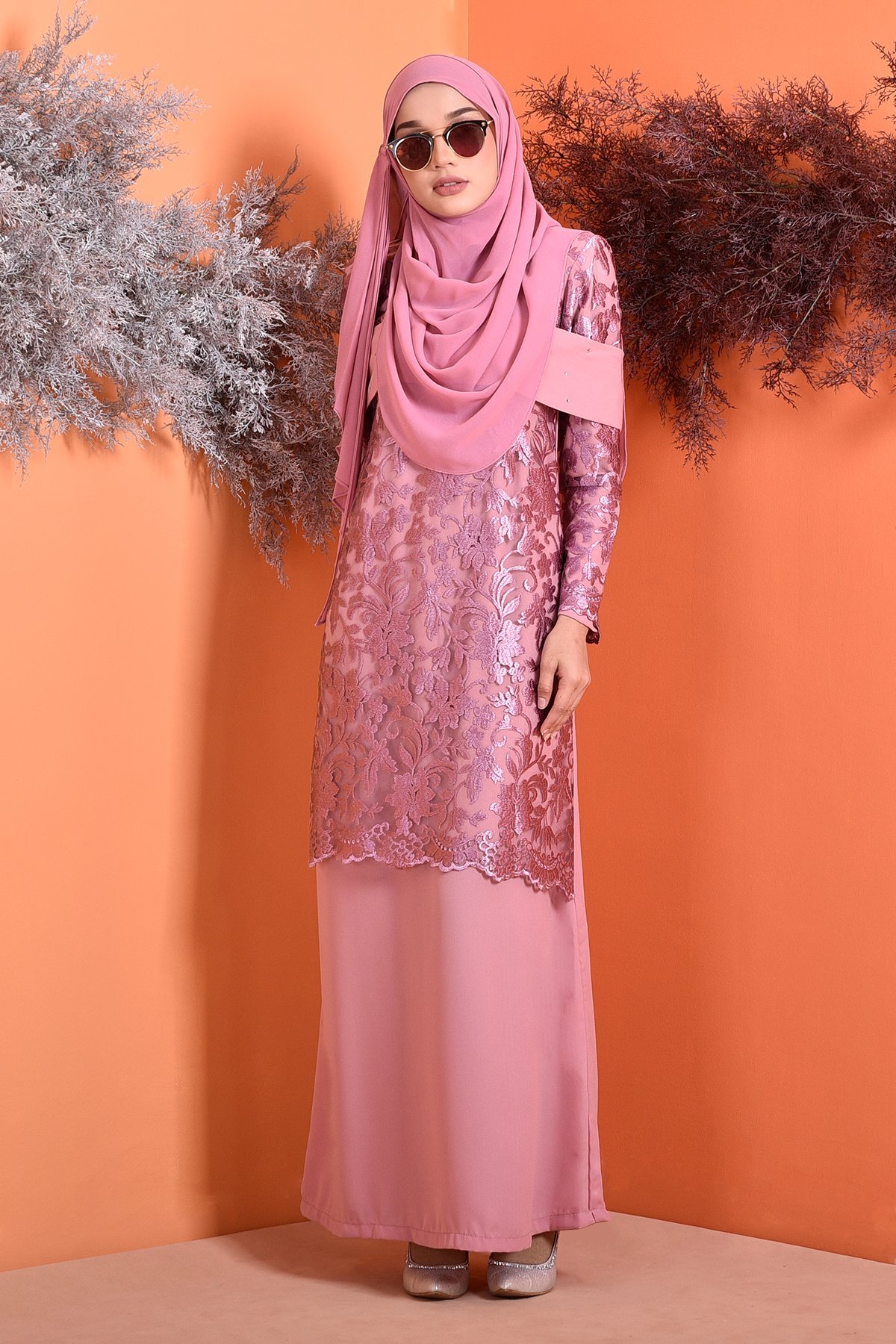 Abaya Lace Lorna - Luxury Pink